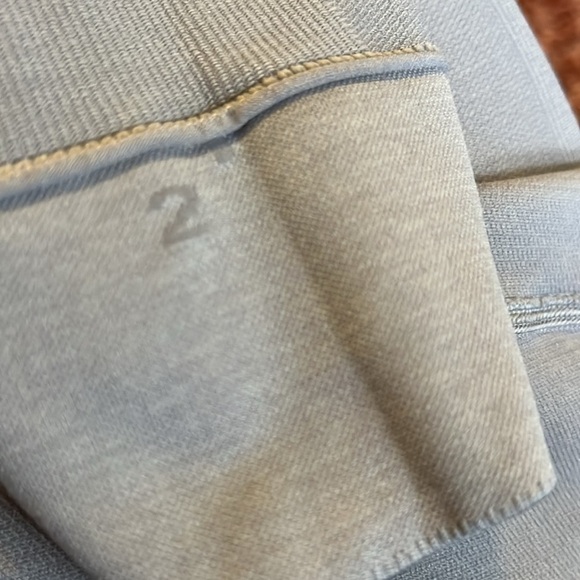 Lululemon Seamlessly Street Crop Heathered Grey - Picture 6 of 6